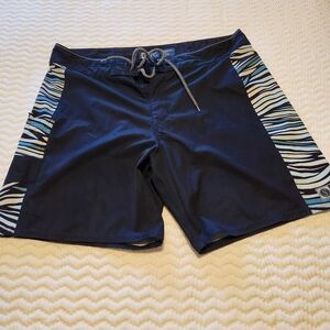 Salty Crew Boardshort Size 36